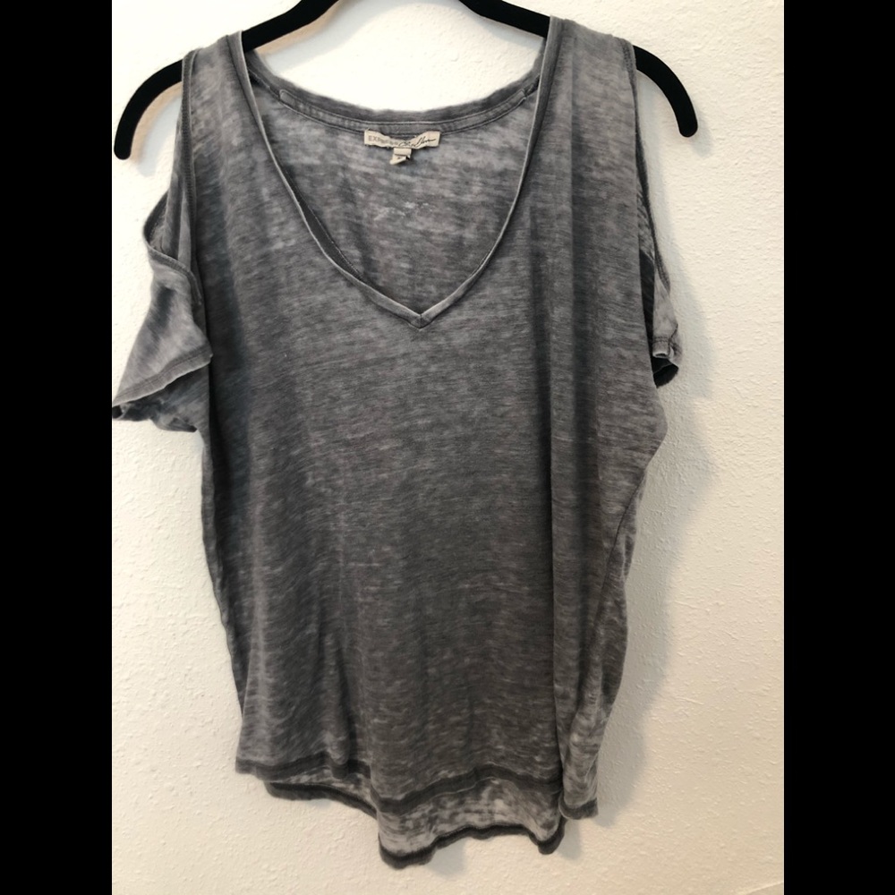 Express one eleven burnout top